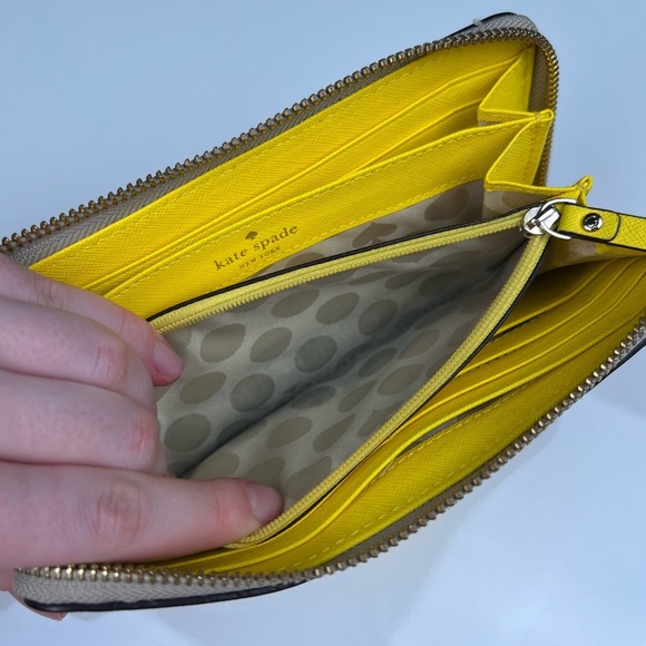 Kate Spade Long Zip Around Wallet - Picture 7 of 8